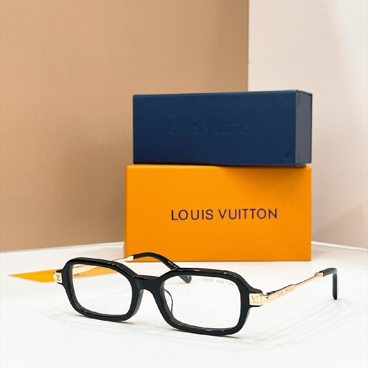 Louis Vuitton Sunglasses - 