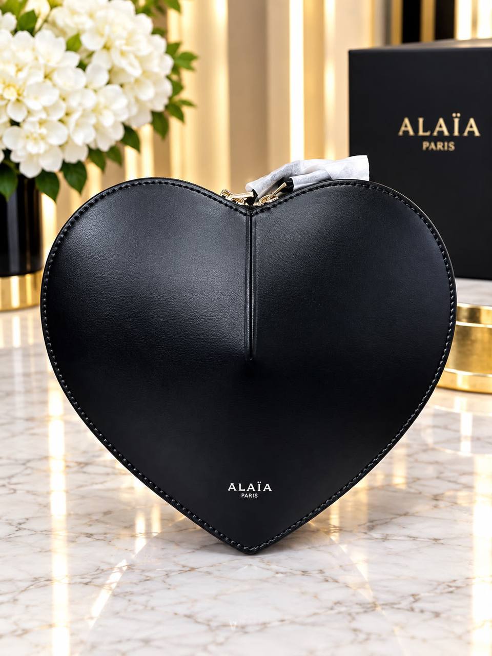 Alaia Sling Bag - 