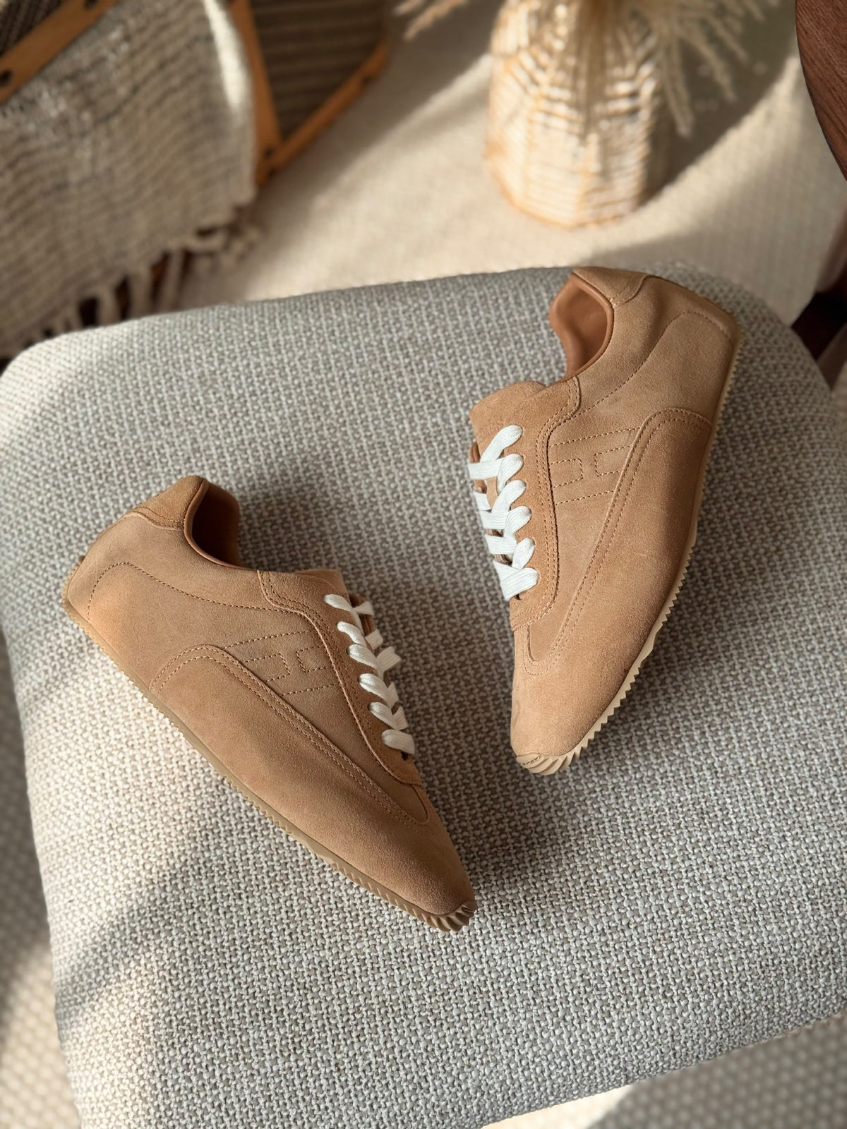 Hermes Sneakers - Beige