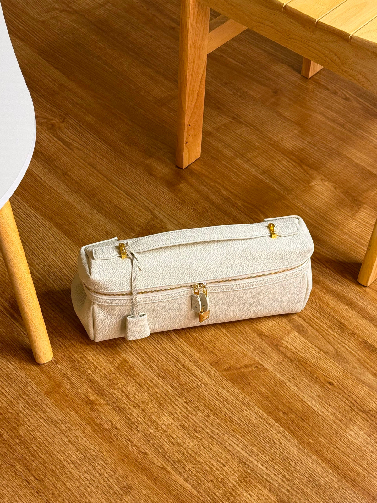 Loro Piana Makeup Bag - White