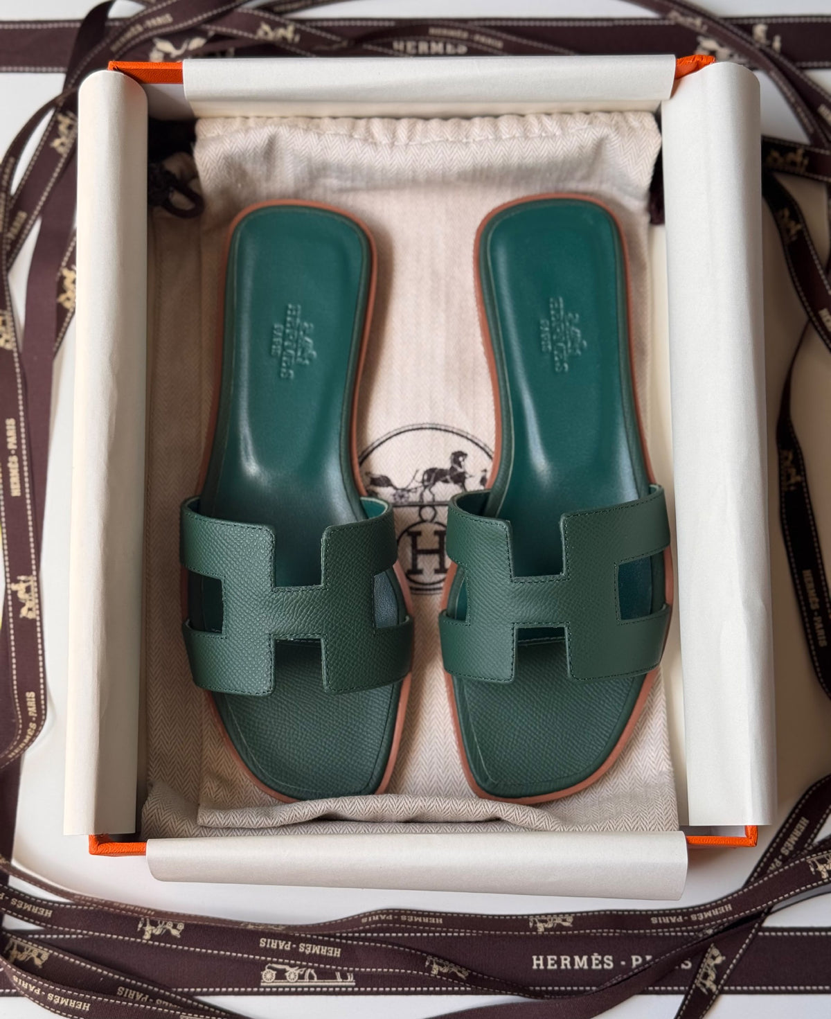 Hermès H-Strap Slippers - Green