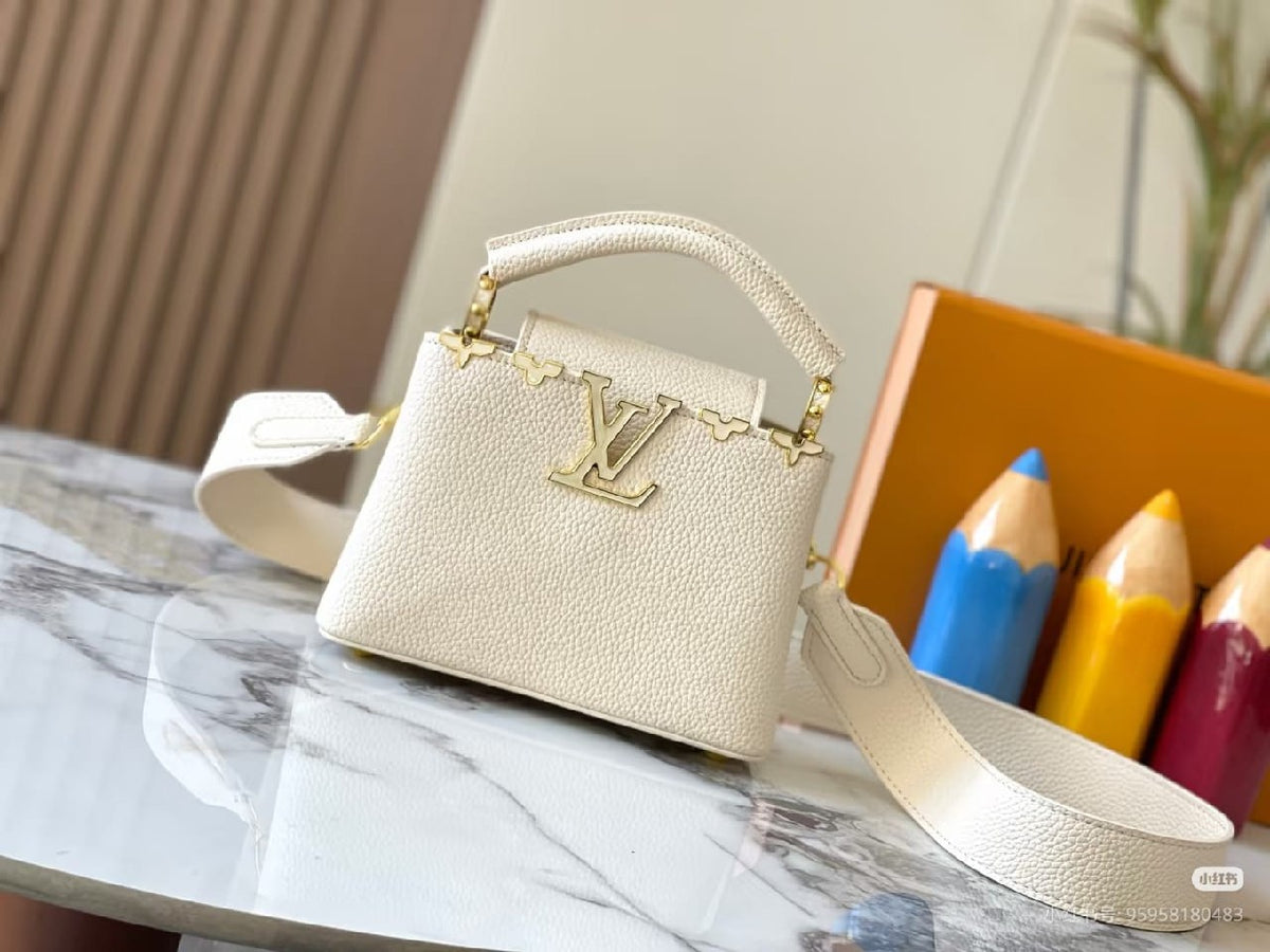 Louis Vuitton Fleur-Trim Handbag - White