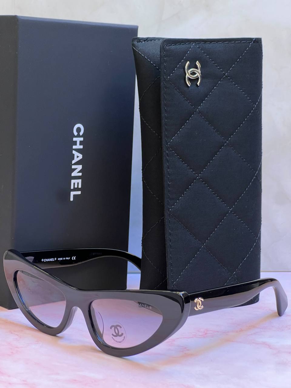 Chanel - 