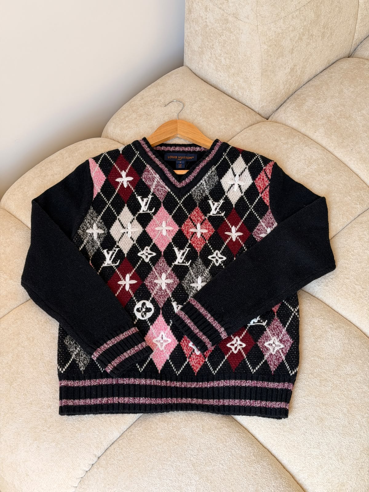 Louis Vuitton Sweater - Black Monogram