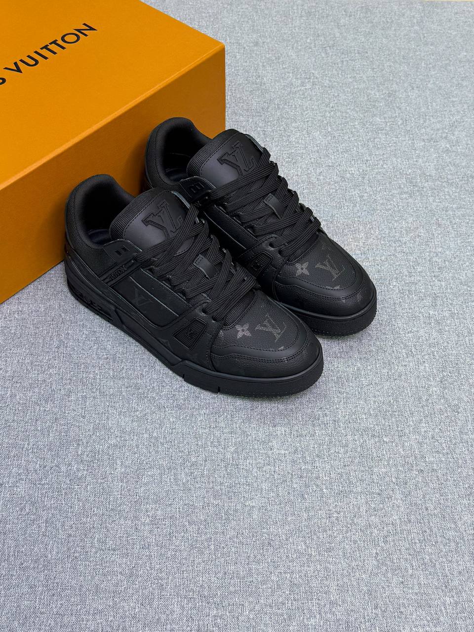 Louis Vuitton Shoes - 