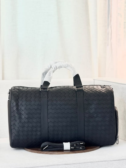 Bottega Veneta Duffle Bag Cylinder Shape - Black
