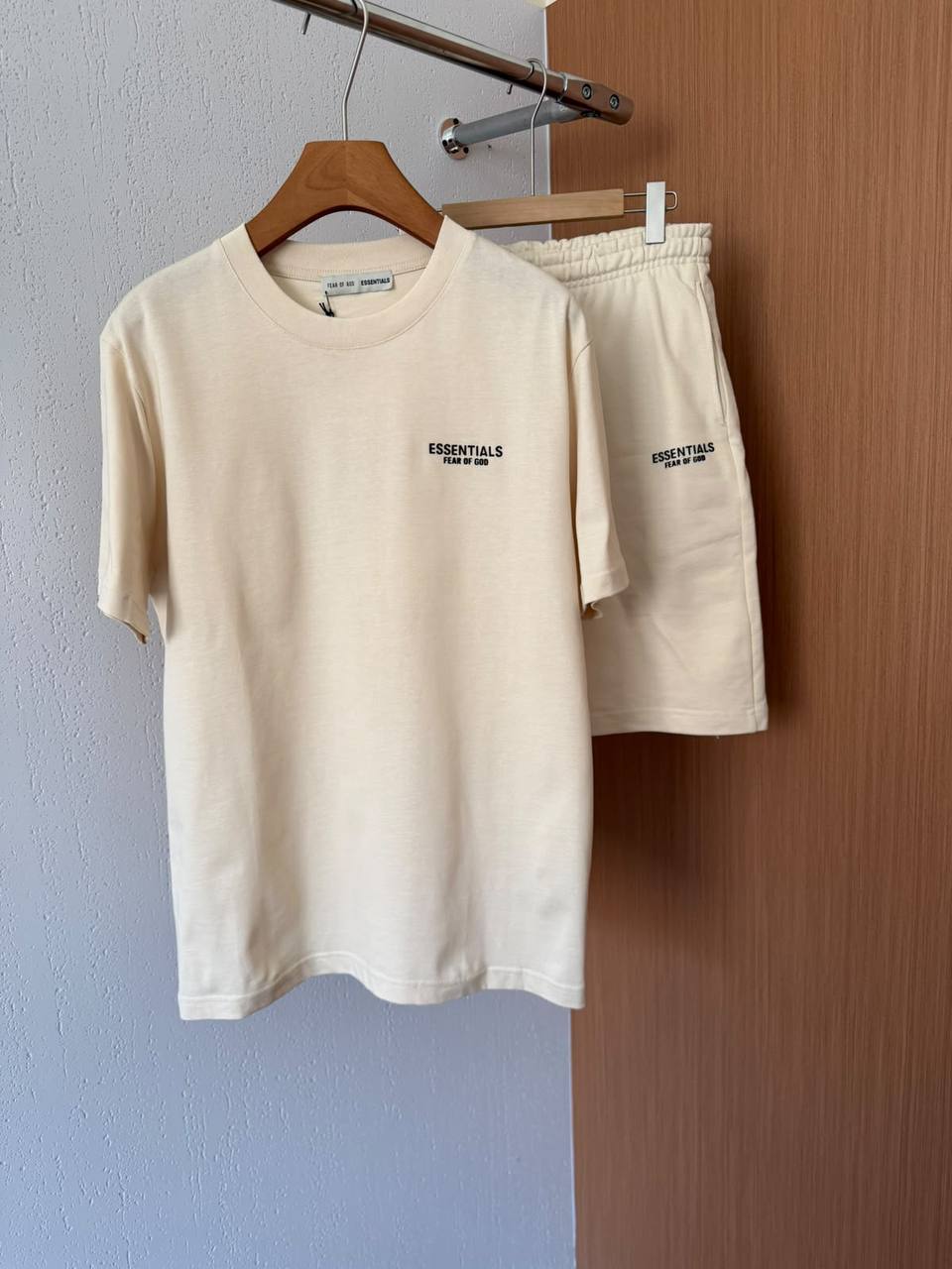 Essential Set - 