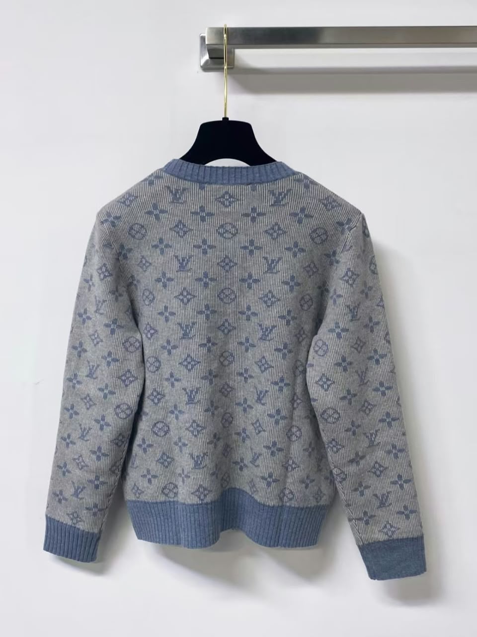 Louis Vuitton Sweater - Grey Monogram