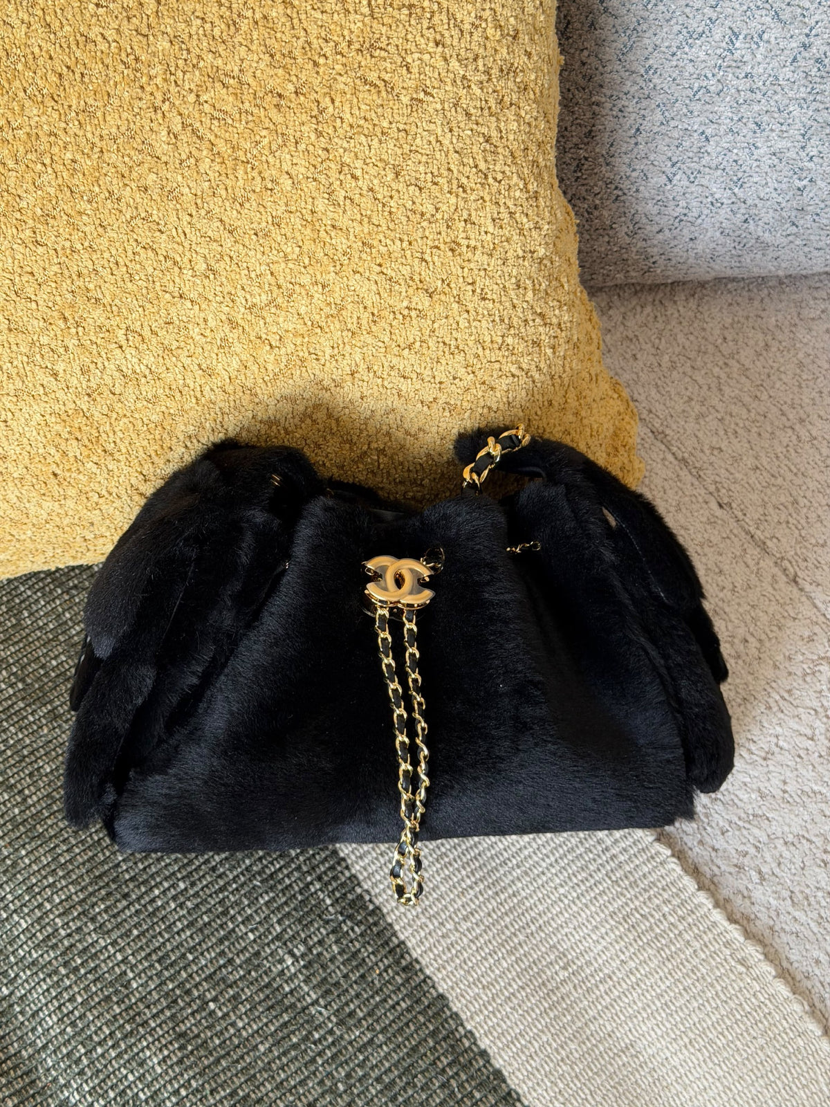 Chanel Shoulder Bag - Black