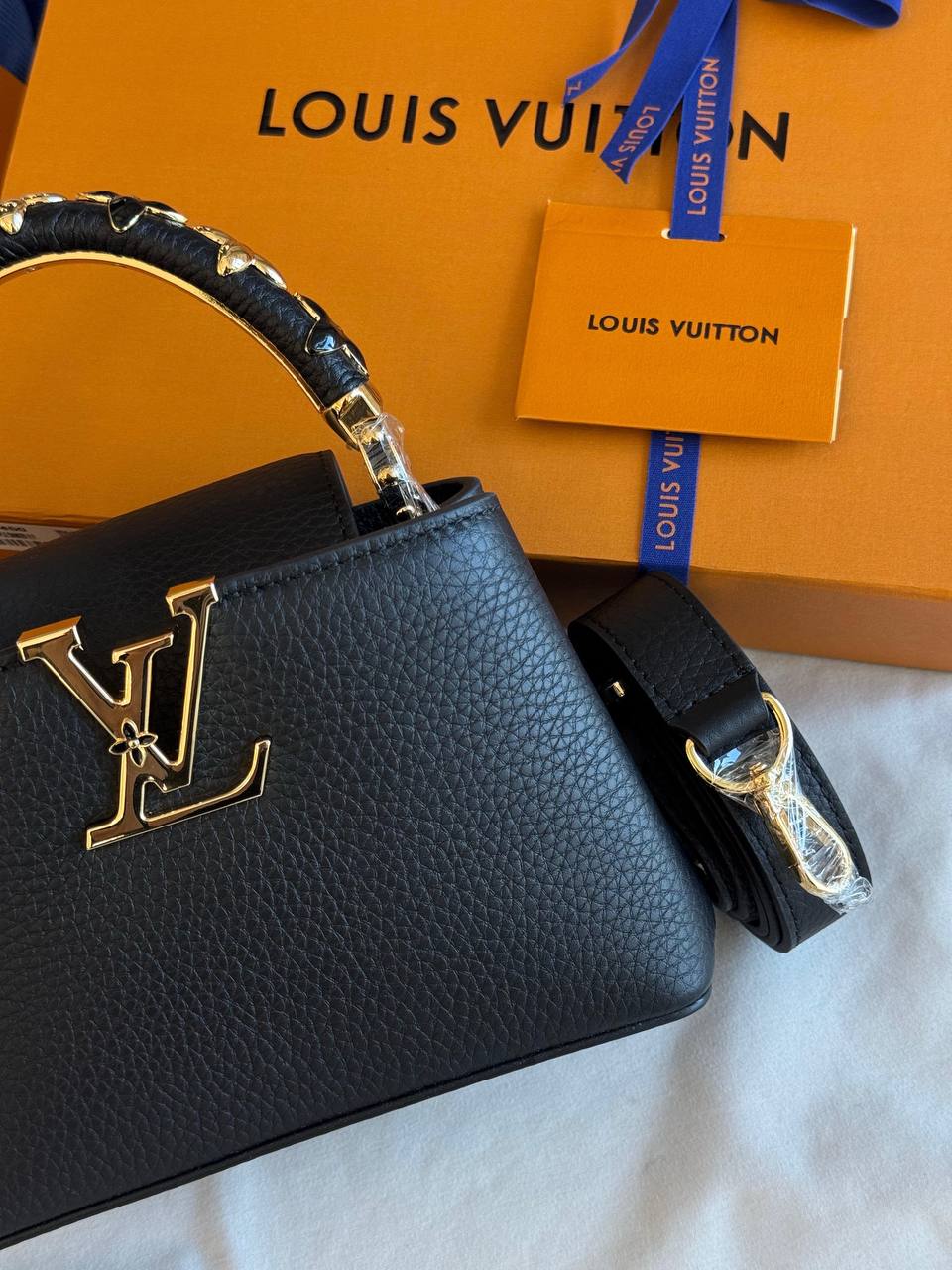Louis Vuitton Sling Bag - 
