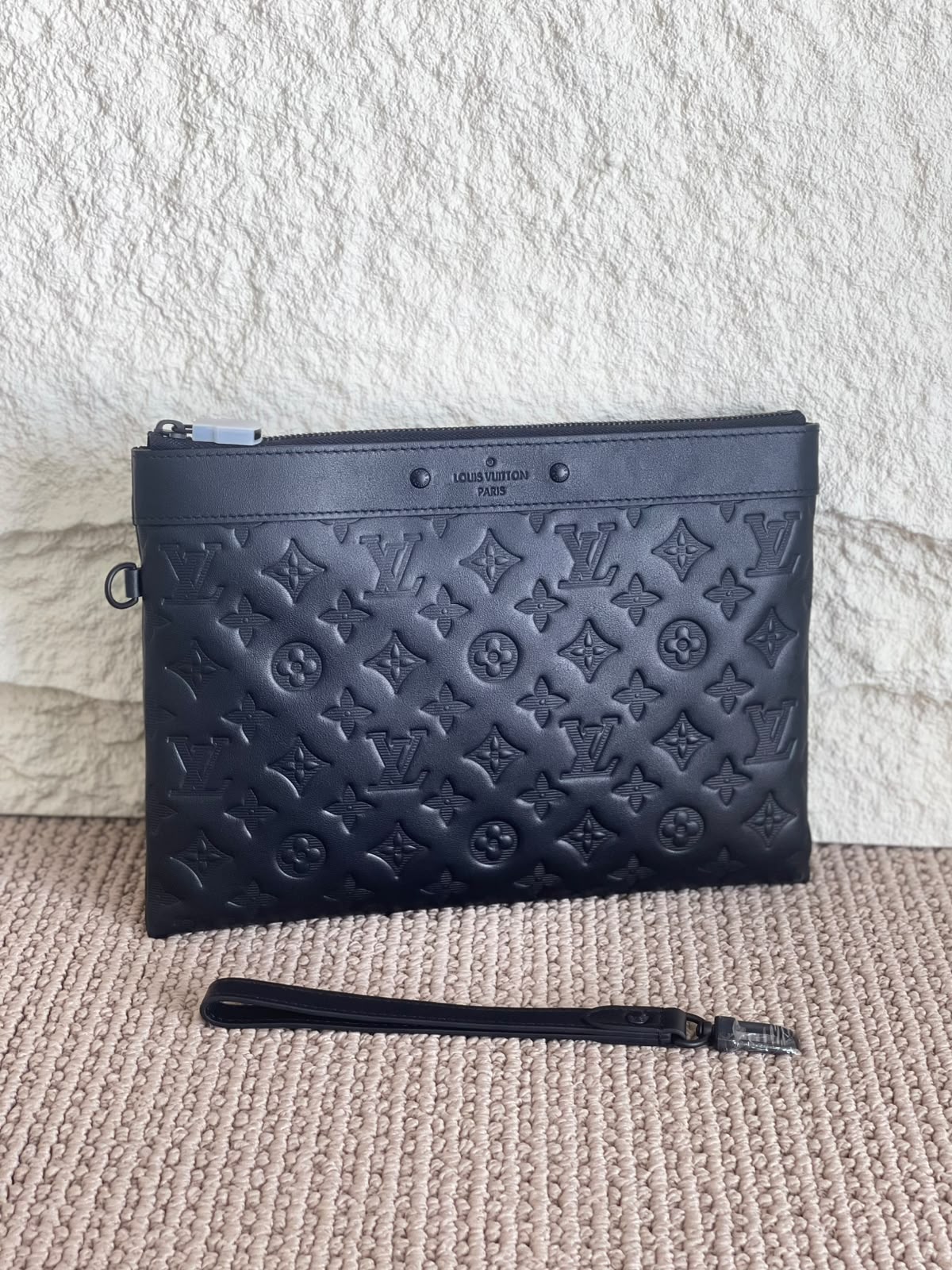 Louis Vuitton Clutch - Black Embossed