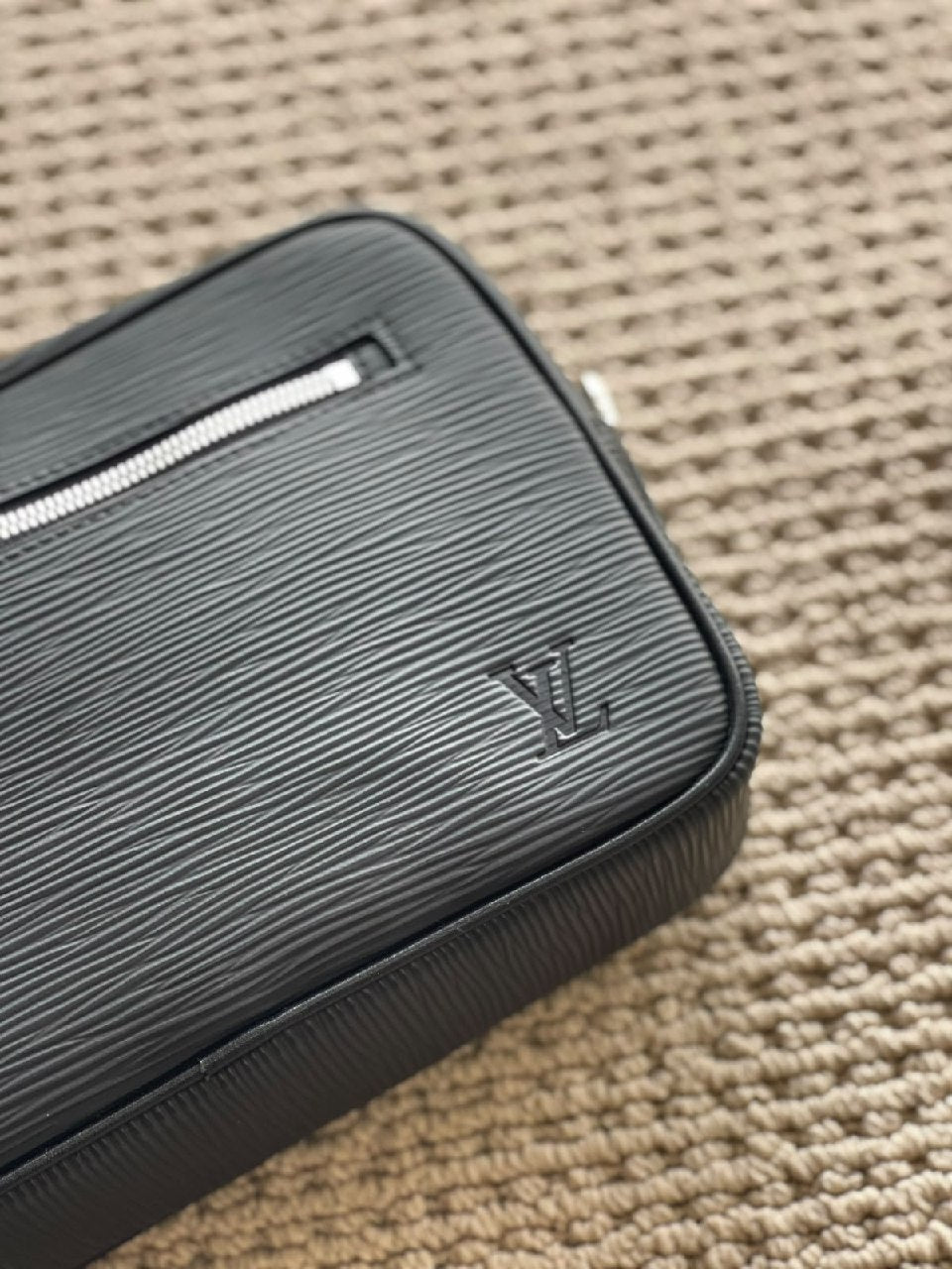 Louis Vuitton Clutch - Navy Embossed