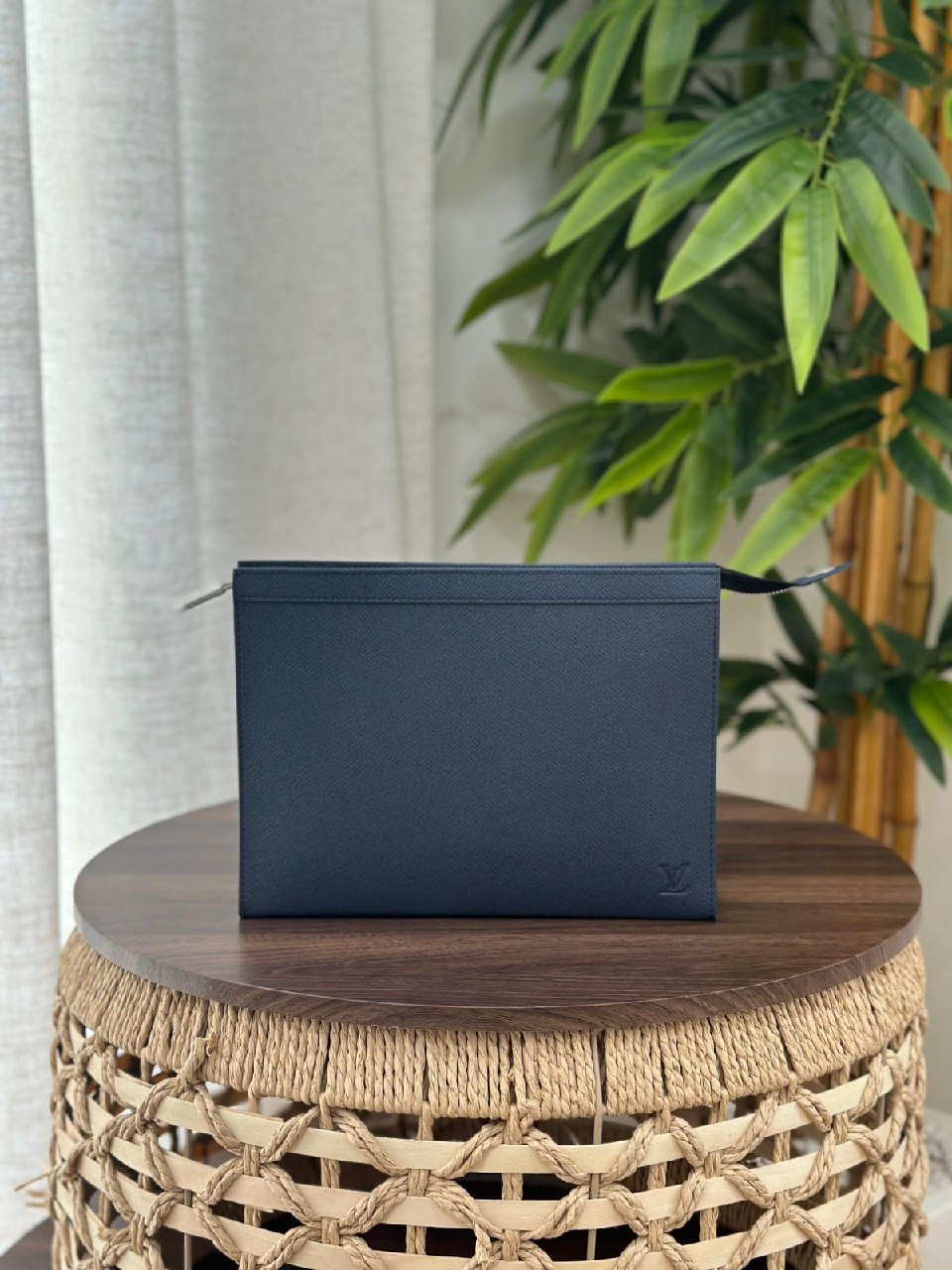 Louis Vuitton Flat Zip Clutch - Navy Embossed