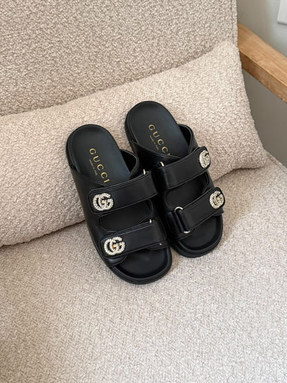 Gucci Twin-Band Slippers - White, Black
