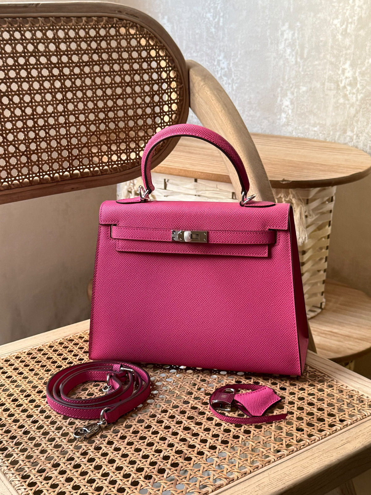 Hermès Handbag Top-Handle - Pink