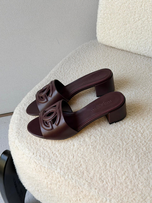 Dolce & Gabbana Heels - Burgundy