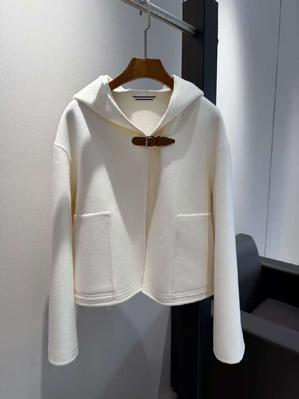 Hermès Hooded Jacket - White