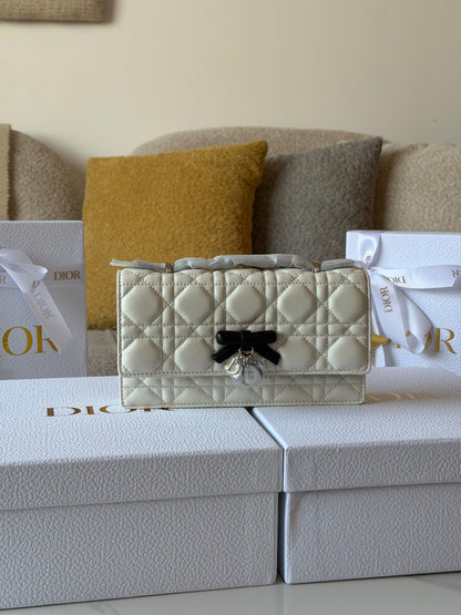 Dior Bow Flap Shoulder Bag - White