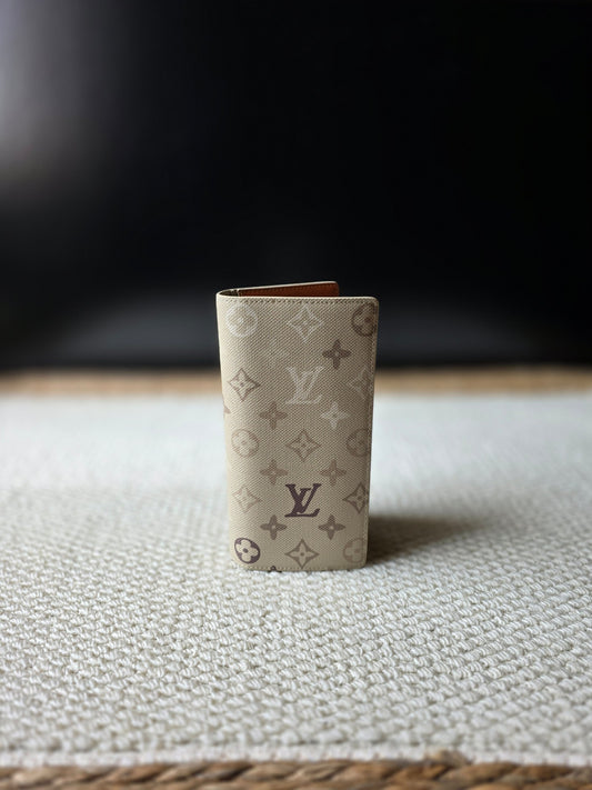 Louis Vuitton Brazza Monogram Wallet - Beige Monogram