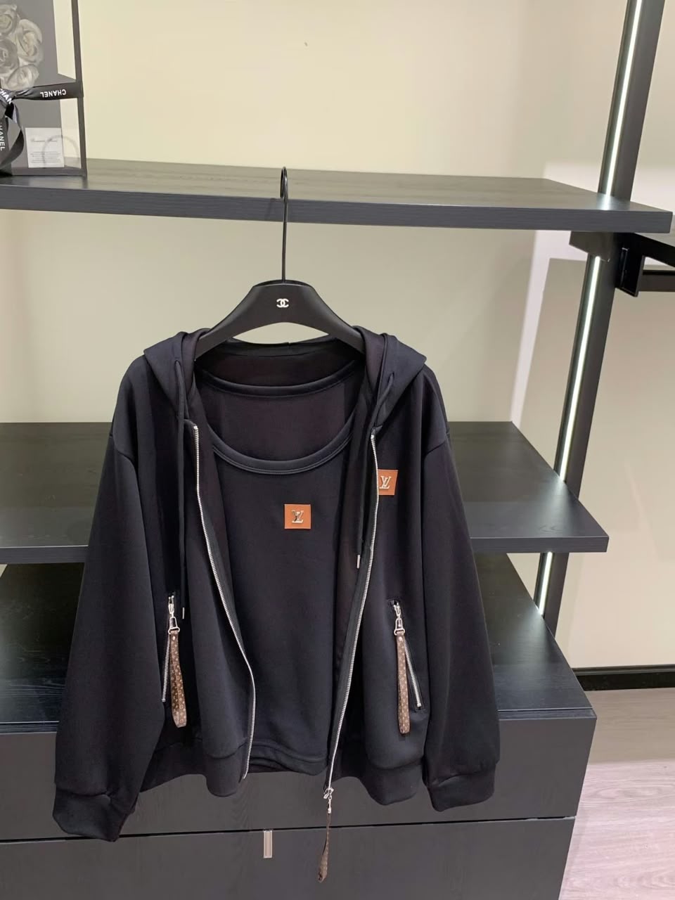 Louis Vuitton Set - Black