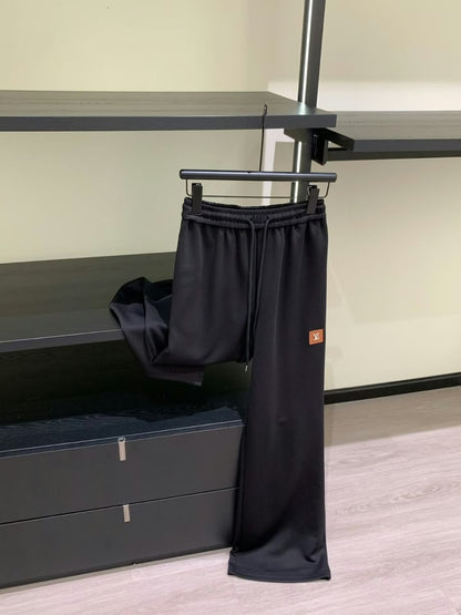 Louis Vuitton Set - Black