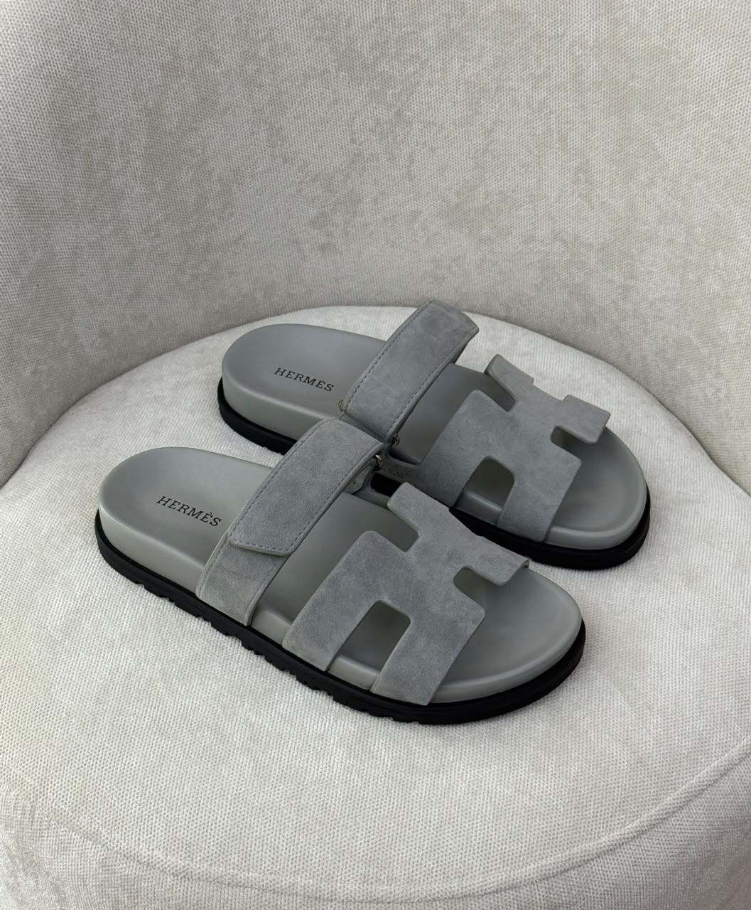 Hermès Slippers - Grey