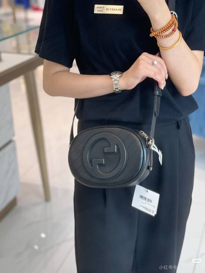 Gucci Sling Bag - 