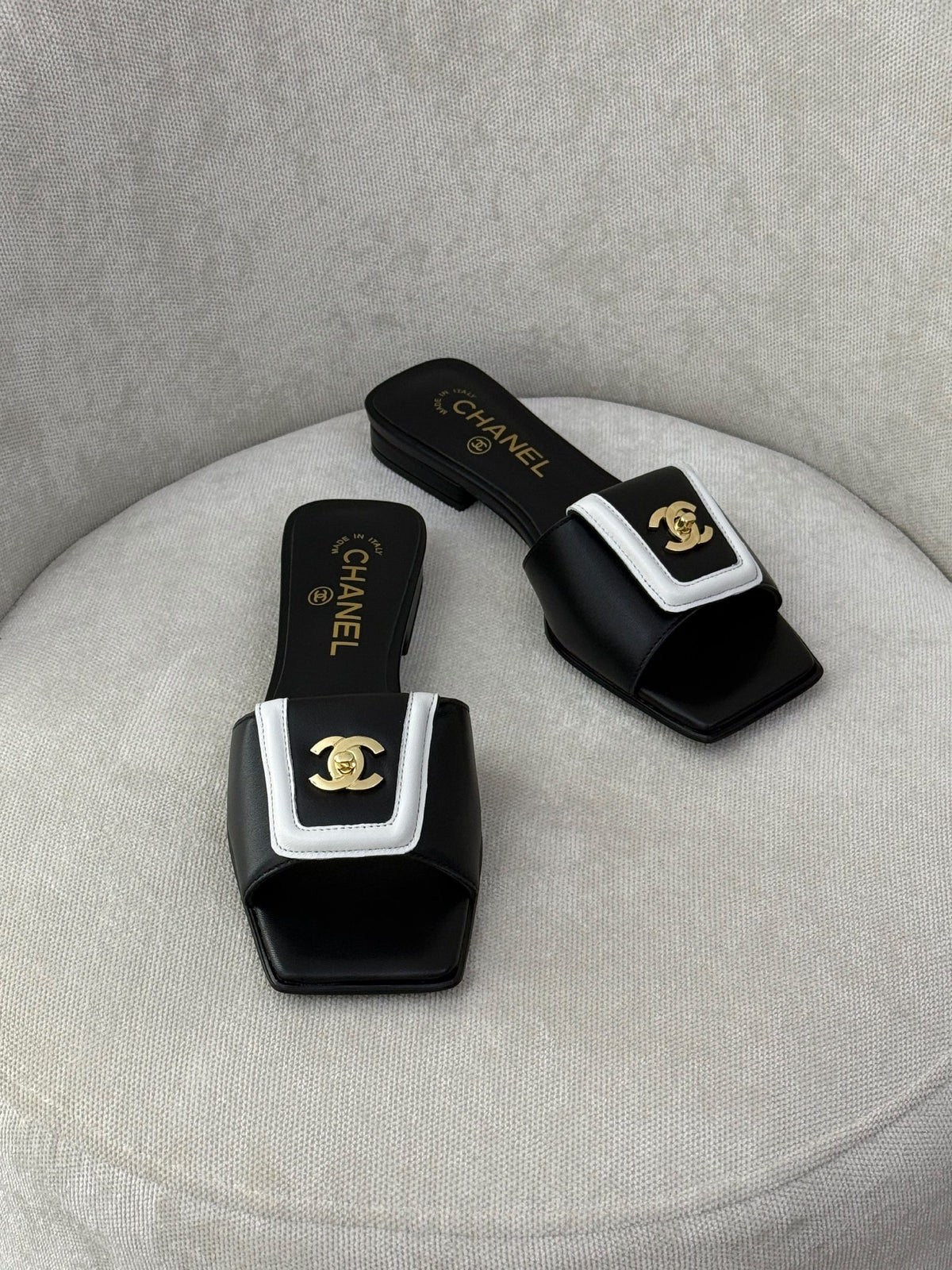 Chanel Slippers - Black & White