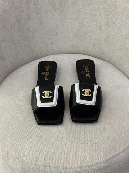 Chanel Slippers - Black & White