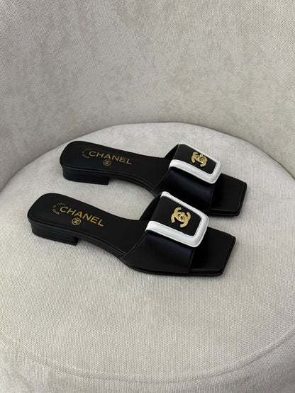 Chanel Slippers - Black & White