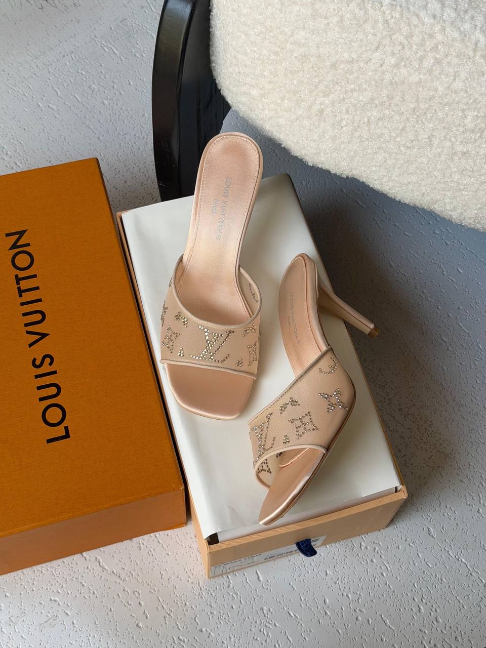 Louis Vuitton Heels - 