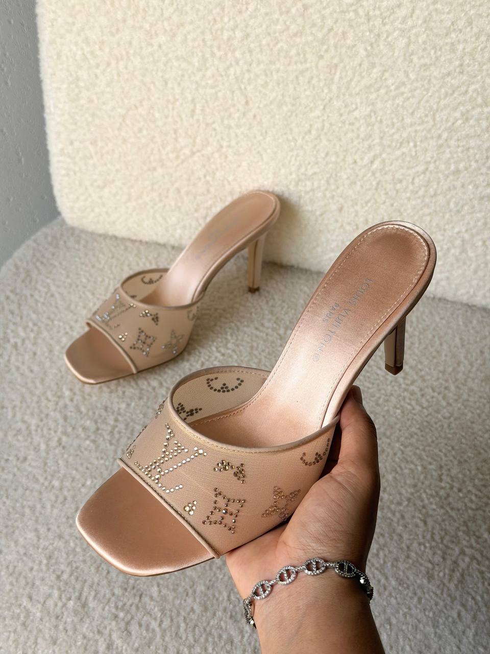 Louis Vuitton Heels - 