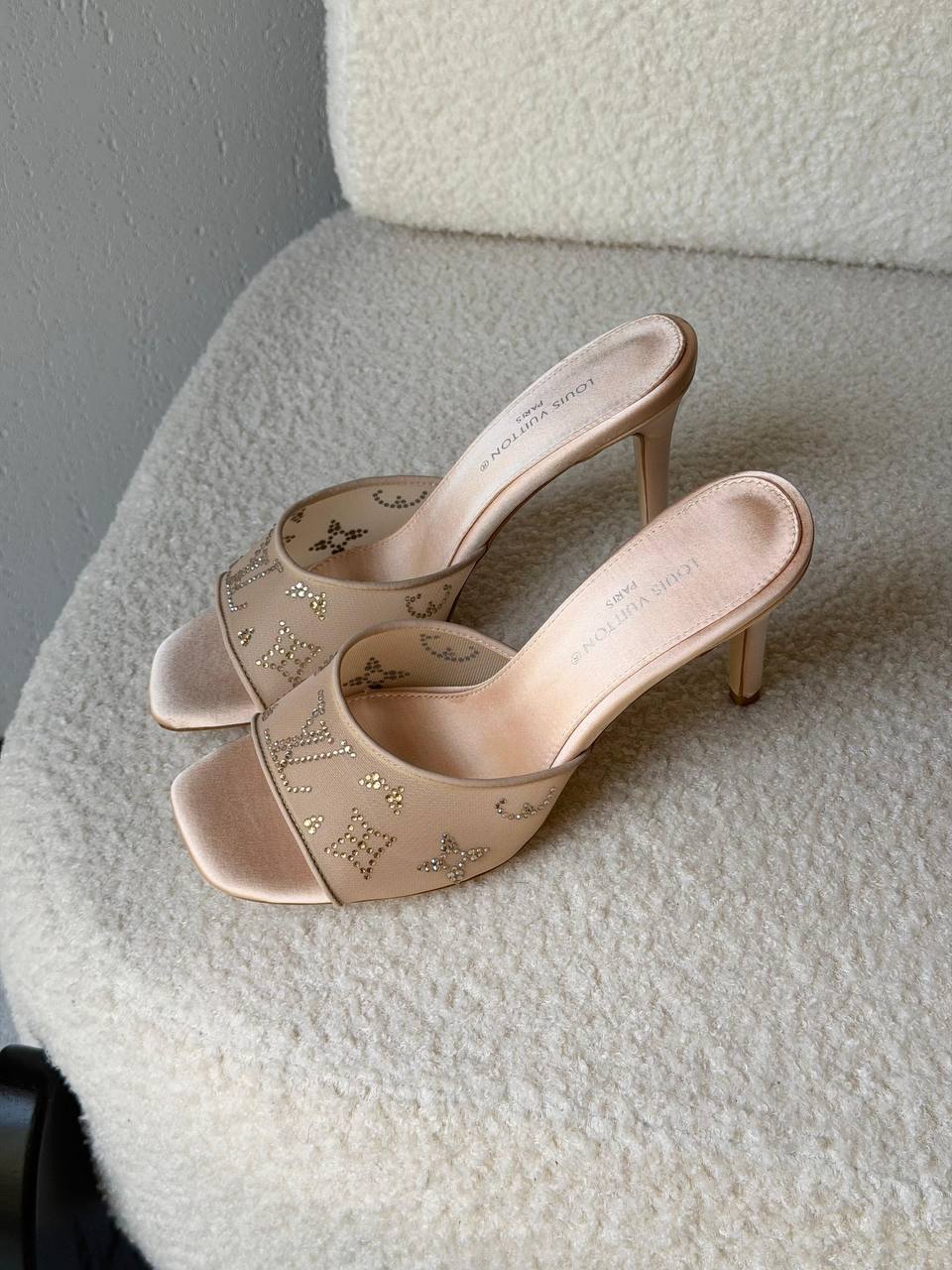 Louis Vuitton Heels - 