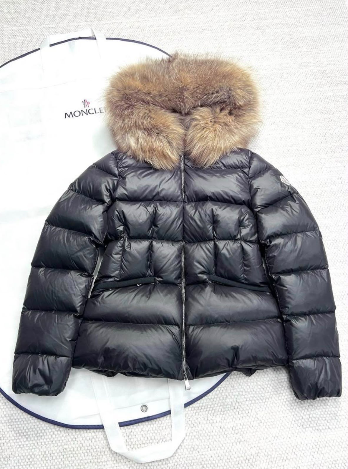 Moncler Wide-Baffle Puffer Jacket - Black