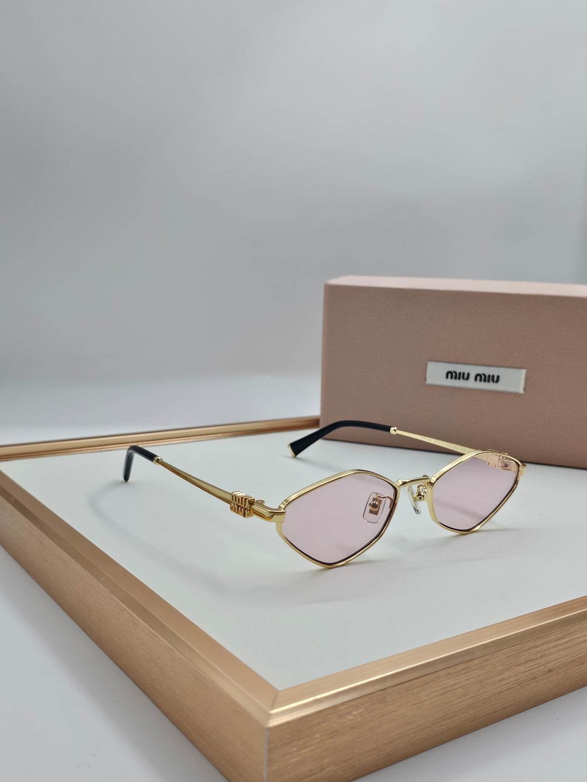 Miu Miu Rounded-Square Sunglasses - 