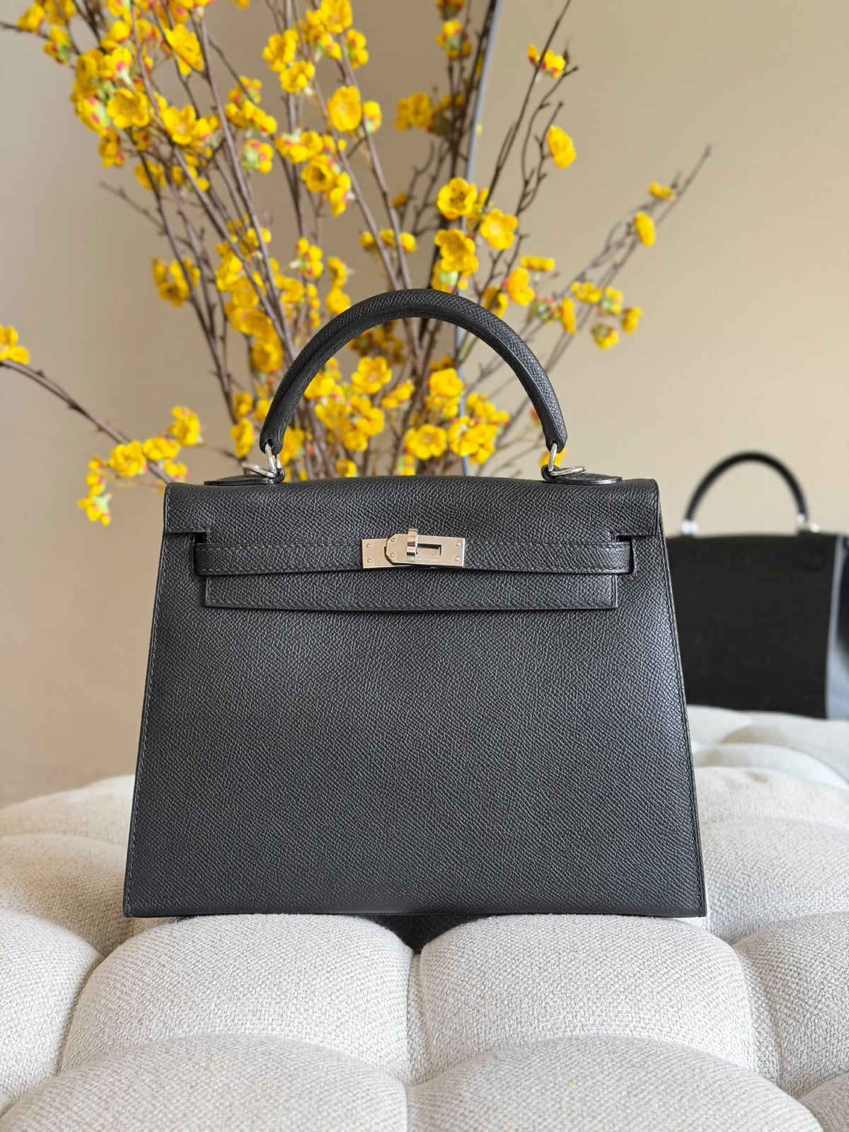 Hermès Handbag - Black