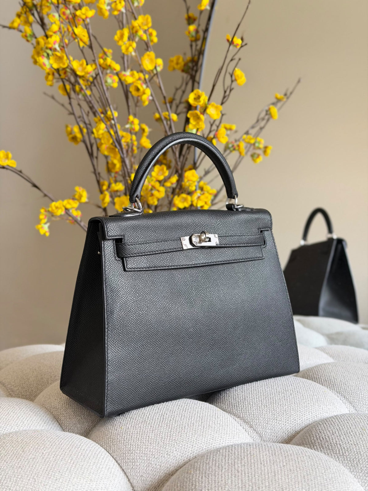 Hermès Handbag - Black