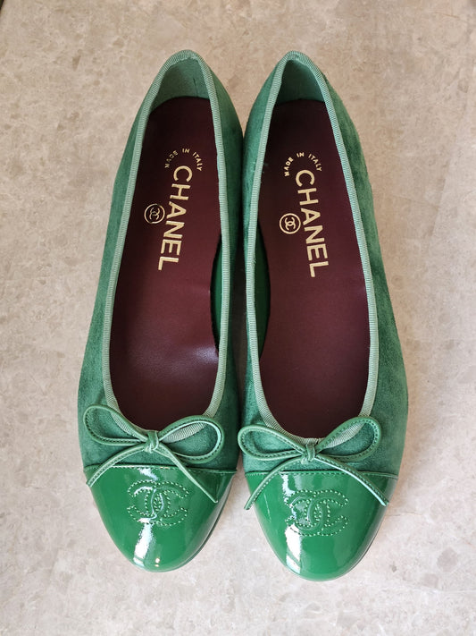 Chanel Bow-Toe Ballerina - Green