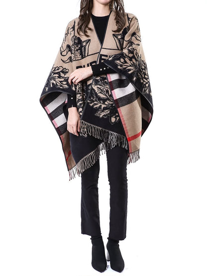Burberry Poncho - Beige