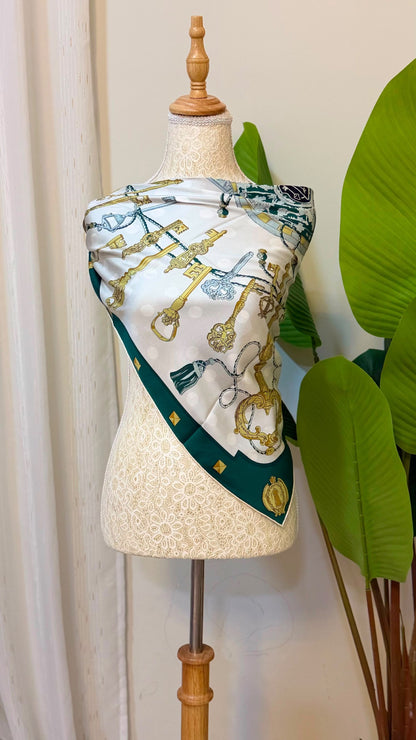 Hermès Scarf - White, Green