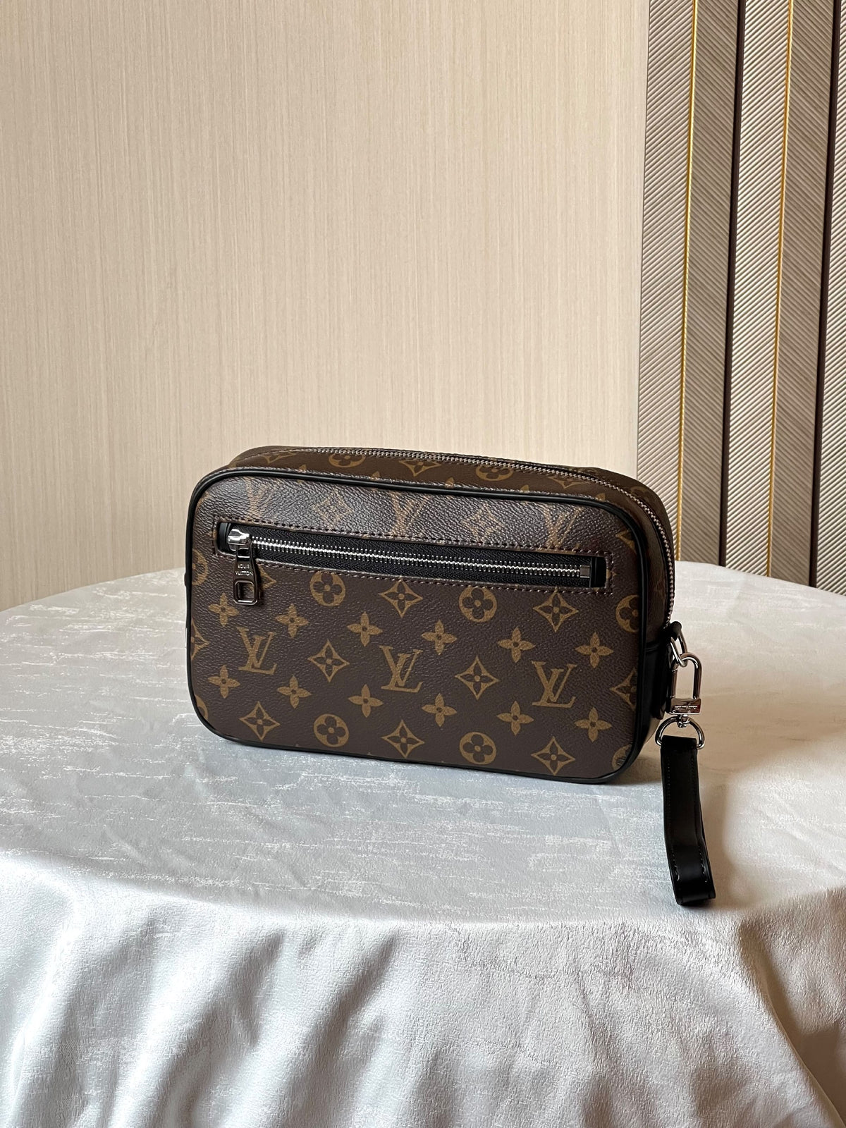 Louis Vuitton Monogram Clutch - Brown Monogram