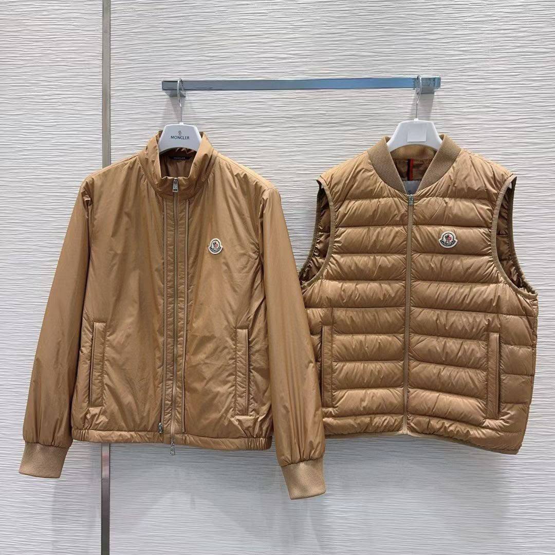 Moncler Jacket-Vest - 