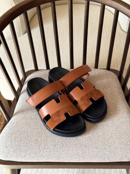 Hermès Slippers - Brown & Beige