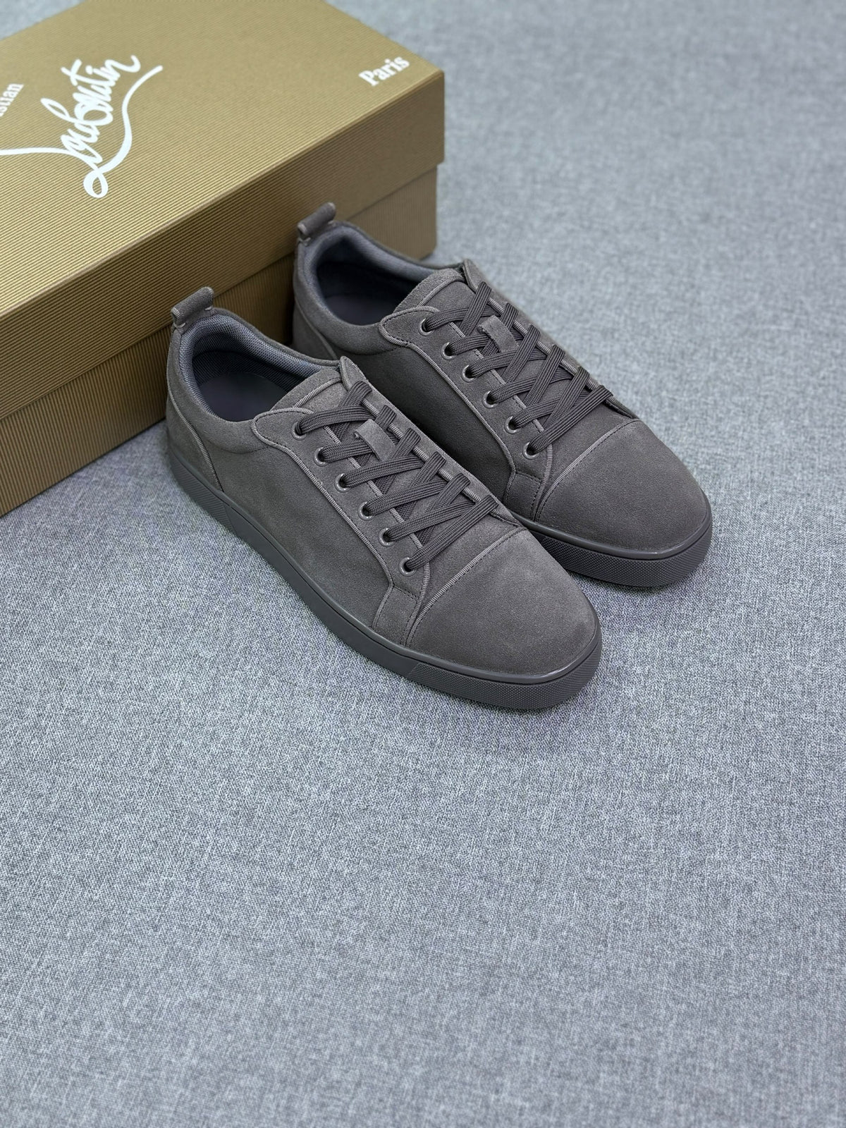 Christian Louboutin Sneakers - Grey Suede