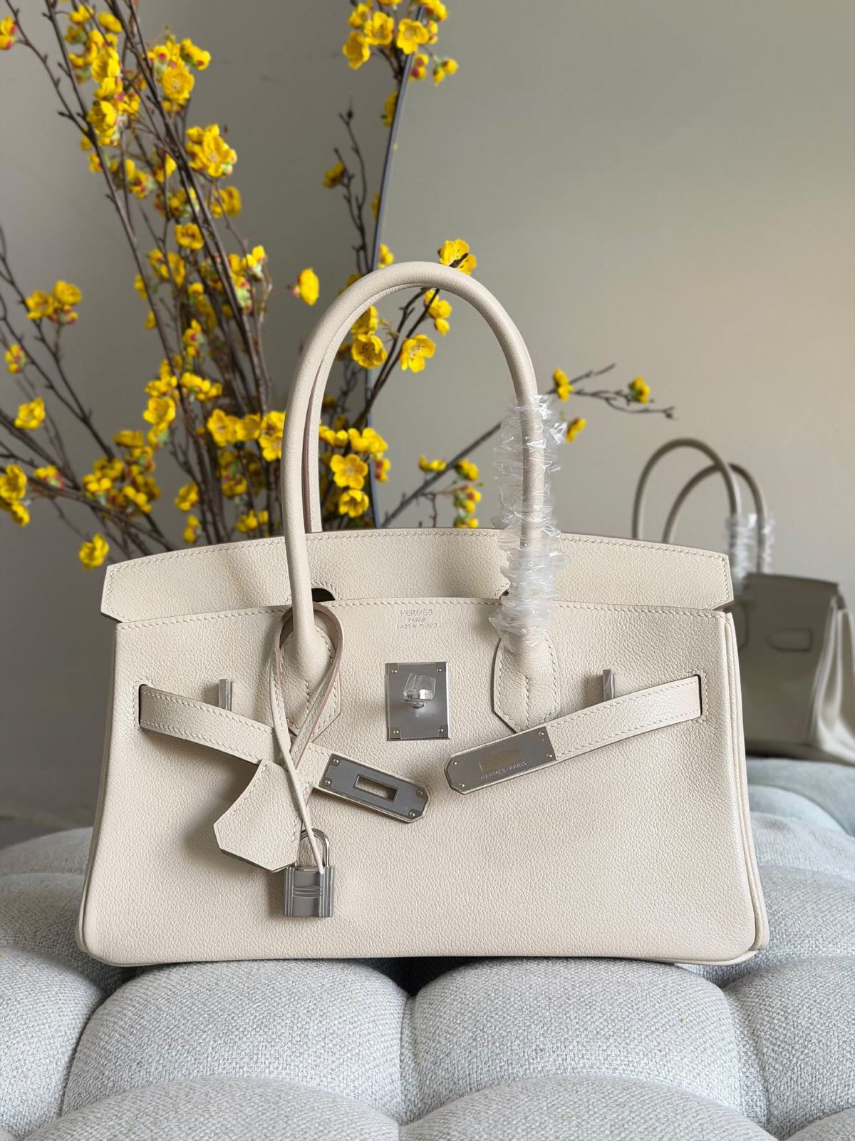 Hermès Structured Handbag - White