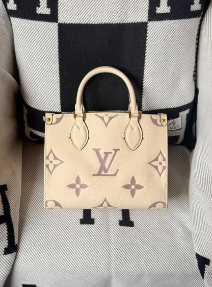 Louis Vuitton Hand Bag - 