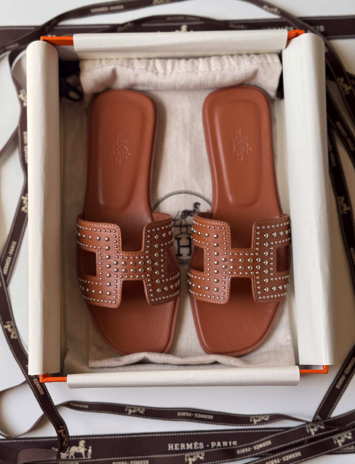 Hermès Studded H-Strap Slippers - Brown