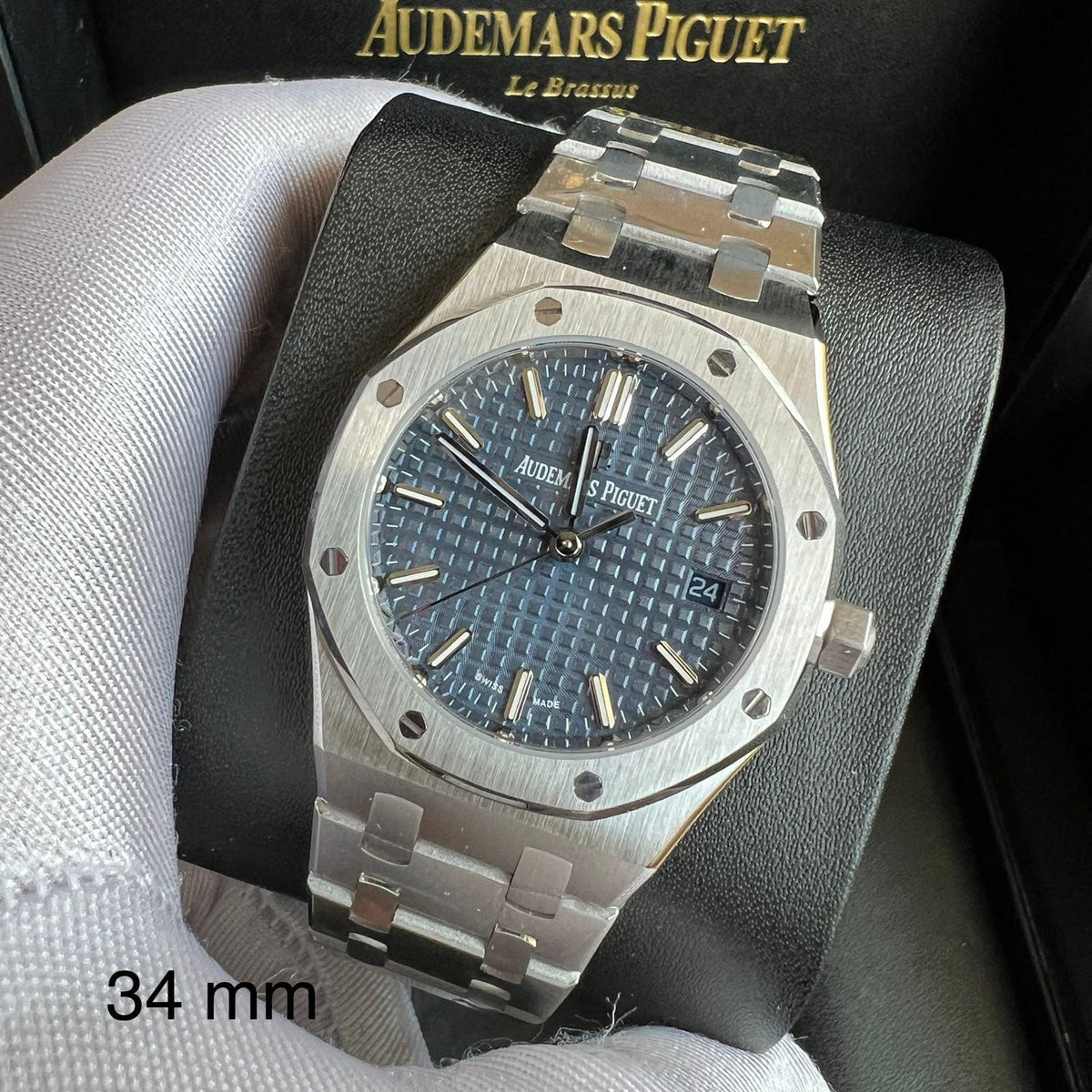 Audemars Piguet Royal Oak Watch - 