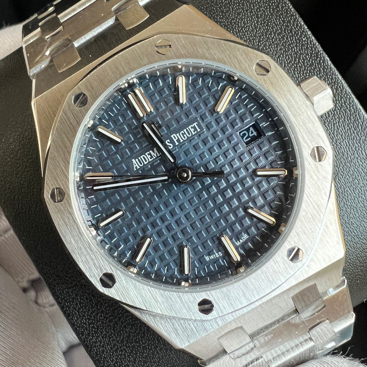 Audemars Piguet Royal Oak Watch - 