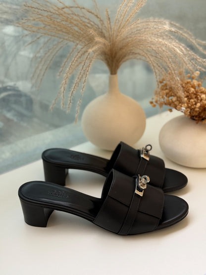 Hermès Heels - Brown, Black, White